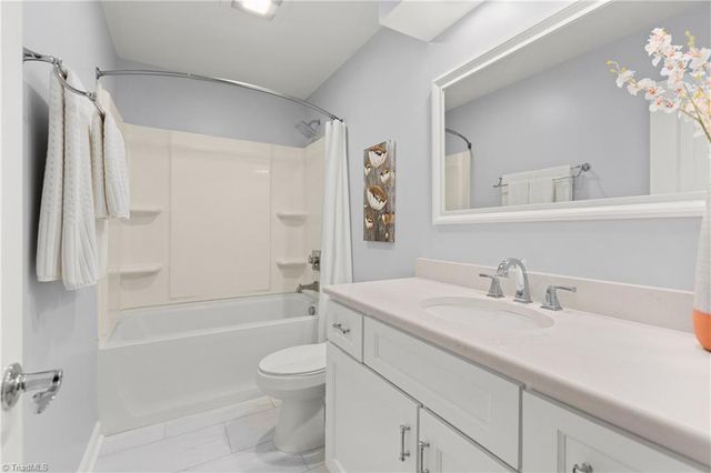 204 Hamilton Court, Bermuda Run, NC 27006