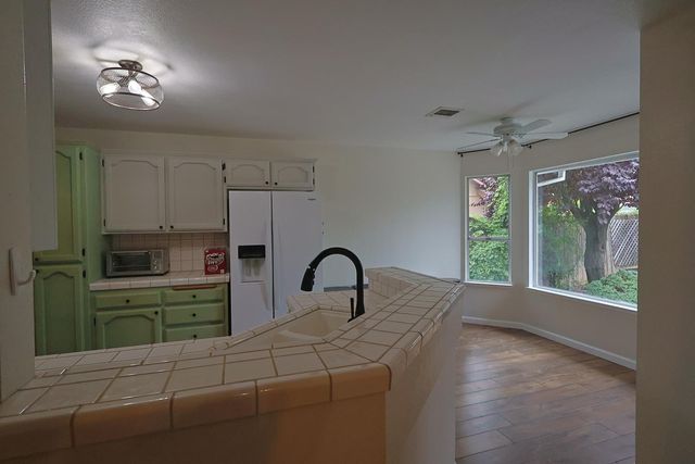 1699 Northfield Dr, Yuba City, CA 95993