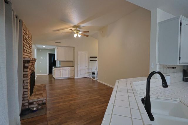 1699 Northfield Dr, Yuba City, CA 95993