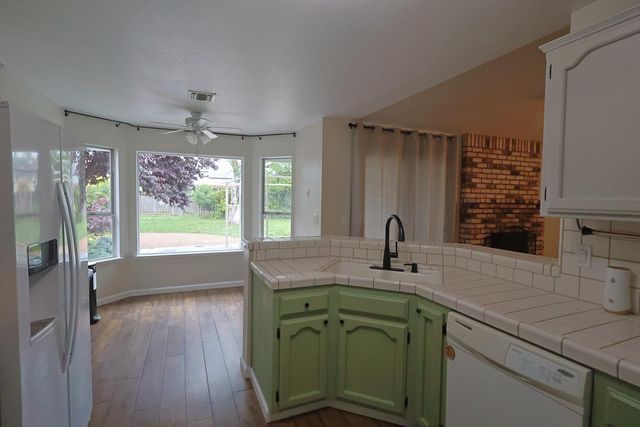 1699 Northfield Dr, Yuba City, CA 95993