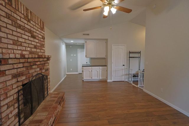 1699 Northfield Dr, Yuba City, CA 95993