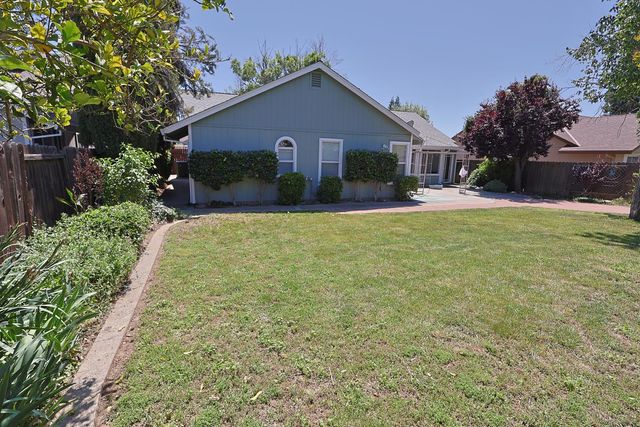 1699 Northfield Dr, Yuba City, CA 95993