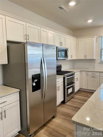 3217 Glenn Hope Way, Matthews, NC 28104