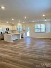 3217 Glenn Hope Way, Matthews, NC 28104