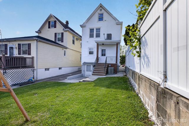 574 Hazel Avenue, Perth Amboy, NJ 08861