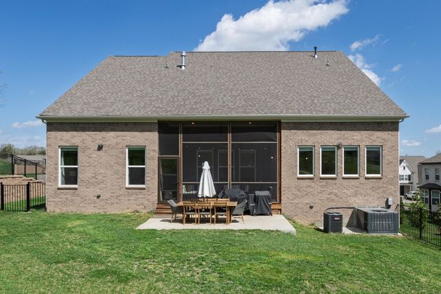 5611 Carney Ln, Franklin, TN 37064