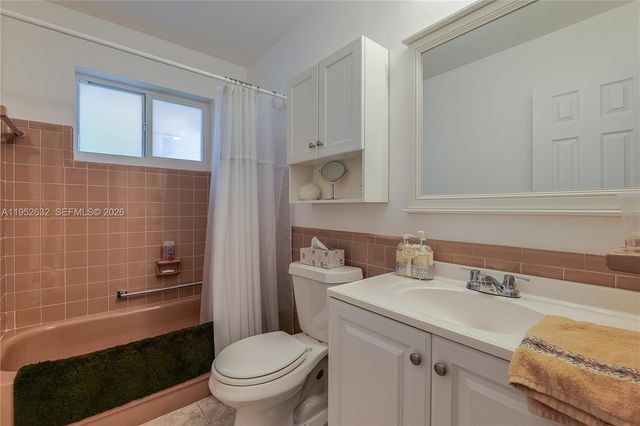 4904 Mainland Dr, Tamarac, FL 33319