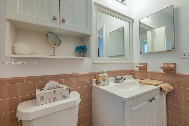 4904 Mainland Dr, Tamarac, FL 33319