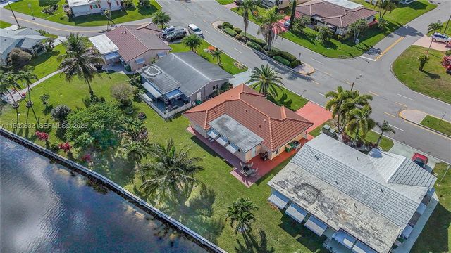 4904 Mainland Dr, Tamarac, FL 33319