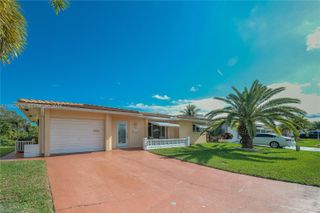 4904 Mainland Dr, Tamarac, FL 33319