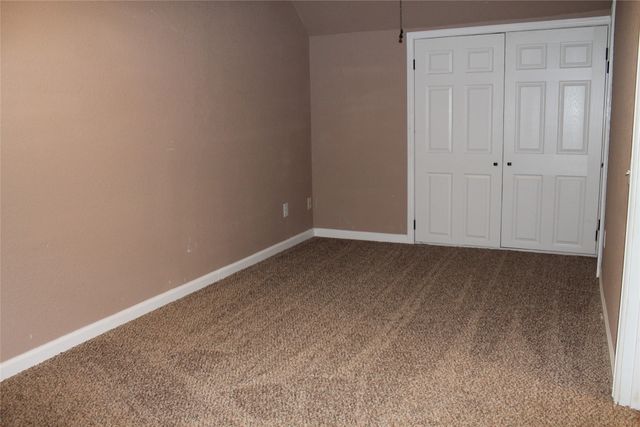 121 Port O Call Court, Runaway Bay, TX 76426