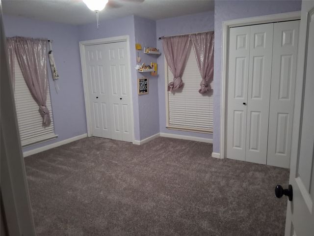121 Port O Call Court, Runaway Bay, TX 76426