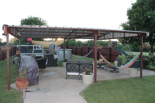 121 Port O Call Court, Runaway Bay, TX 76426