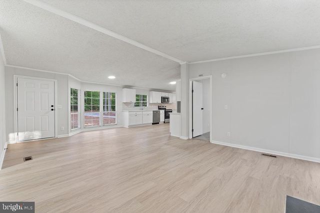 1109 EASTHAM RD, Bumpass, VA 23024