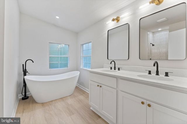 1109 EASTHAM RD, Bumpass, VA 23024