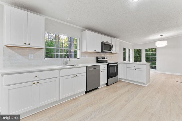 1109 EASTHAM RD, Bumpass, VA 23024