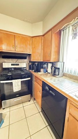 8412 Greenwood Avenue, Munster, IN 46321