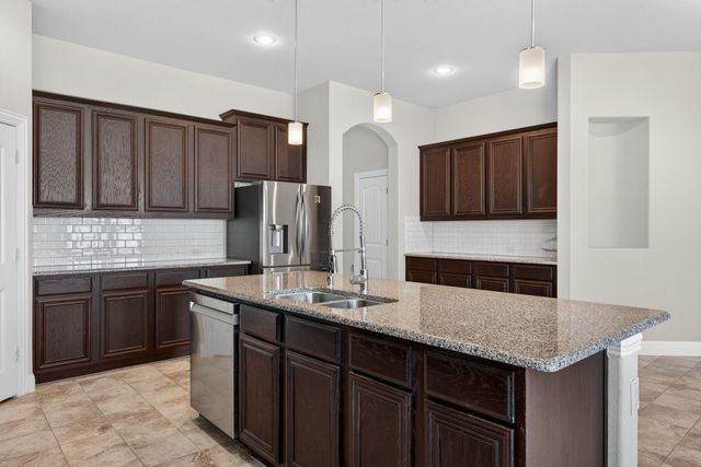 2513 Sabine Circle, Royse City, TX 75189