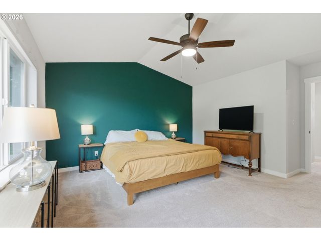 1537 S CAMILLE Pl, Newberg, OR 97132