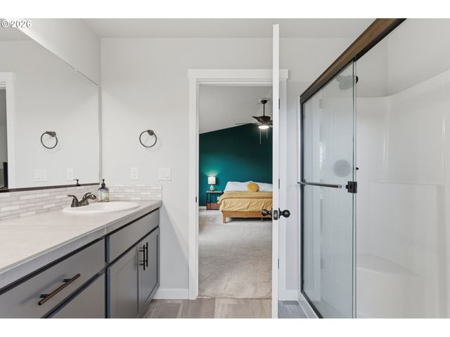 1537 S CAMILLE Pl, Newberg, OR 97132