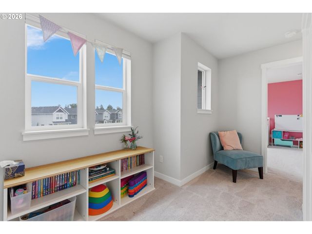 1537 S CAMILLE Pl, Newberg, OR 97132