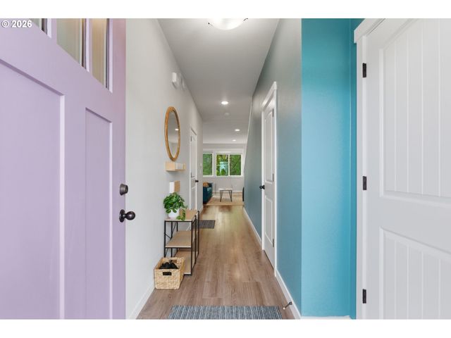 1537 S CAMILLE Pl, Newberg, OR 97132