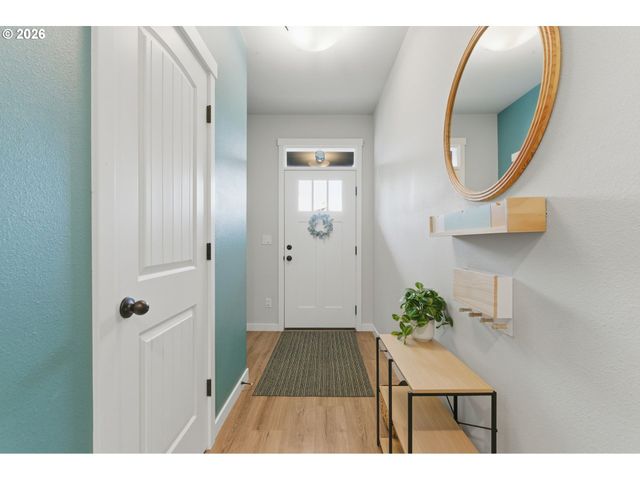 1537 S CAMILLE Pl, Newberg, OR 97132