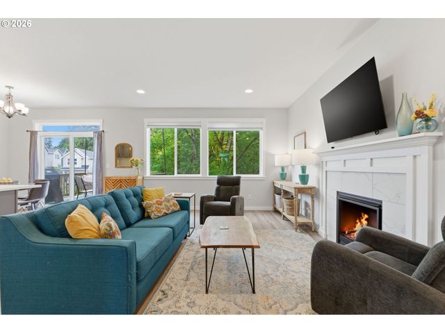 1537 S CAMILLE Pl, Newberg, OR 97132