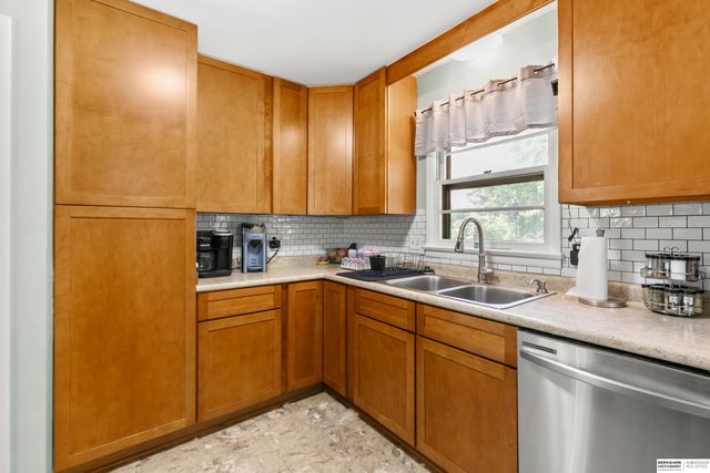 304 Payne Avenue, Bellevue, NE 68005