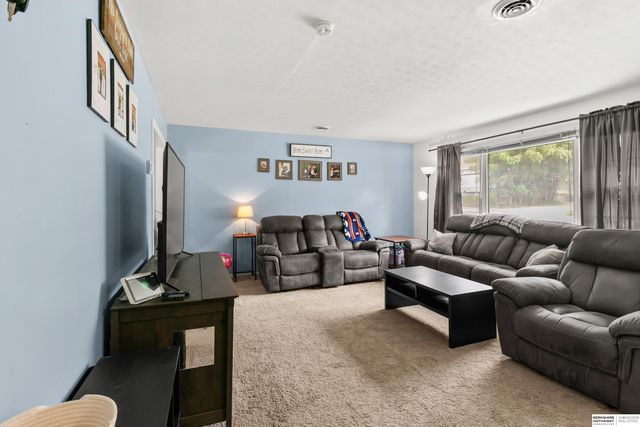 304 Payne Avenue, Bellevue, NE 68005