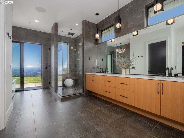 24856 Ne BALD PEAK Rd, Hillsboro, OR 97123