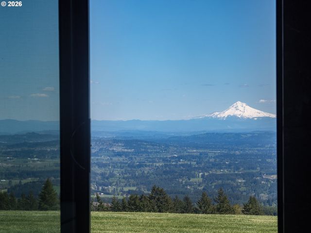 24856 Ne BALD PEAK Rd, Hillsboro, OR 97123