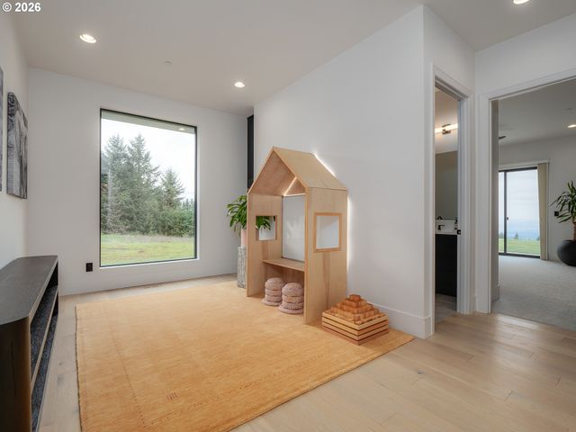 24856 Ne BALD PEAK Rd, Hillsboro, OR 97123