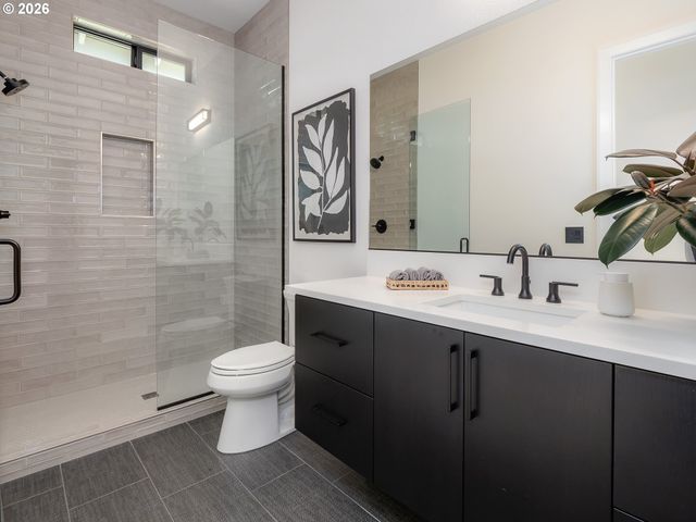 24856 Ne BALD PEAK Rd, Hillsboro, OR 97123