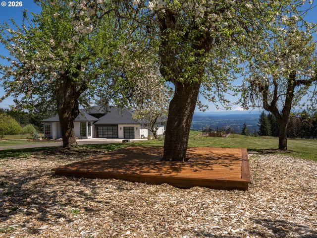 24856 Ne BALD PEAK Rd, Hillsboro, OR 97123