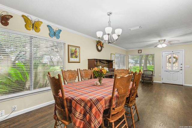 8519 Marathon, Universal City, TX 78148