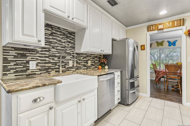 8519 Marathon, Universal City, TX 78148
