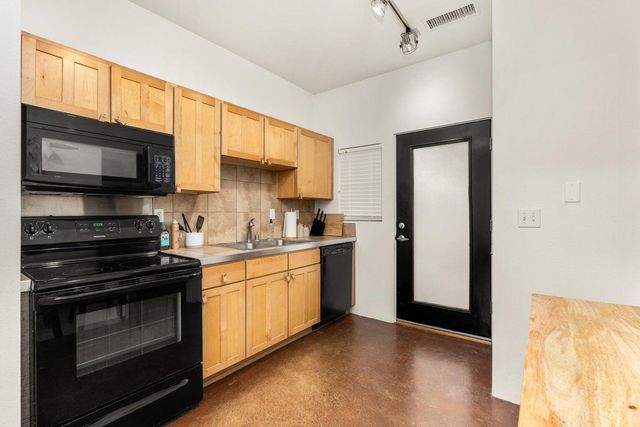 1101 Doctor Martin Luther King NE Avenue NE 9, Albuquerque, NM 87106