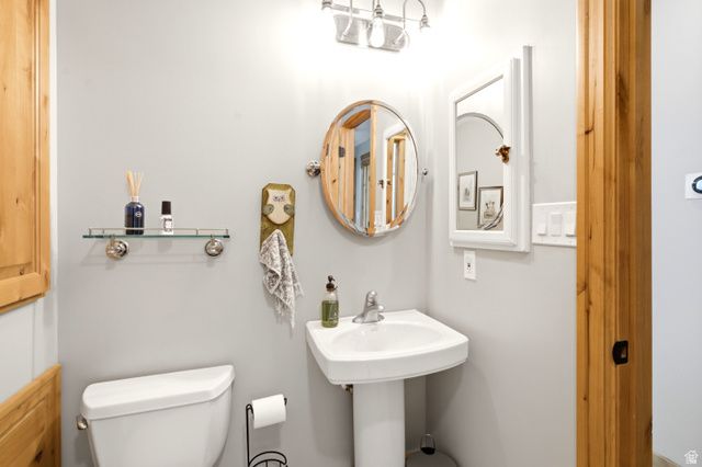 2762 E 6425 S, Uintah, UT 84403