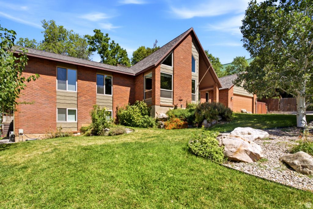 2762 E 6425 S, Uintah, UT 84403 — photo 2