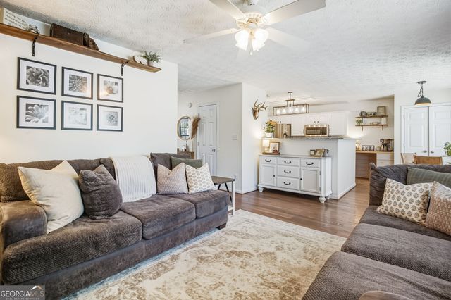 236 Shenandoah Drive, Hiram, GA 30141