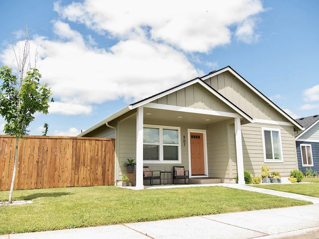 507 Powell Avenue, Winlock, WA 98596