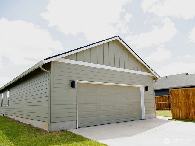 507 Powell Avenue, Winlock, WA 98596
