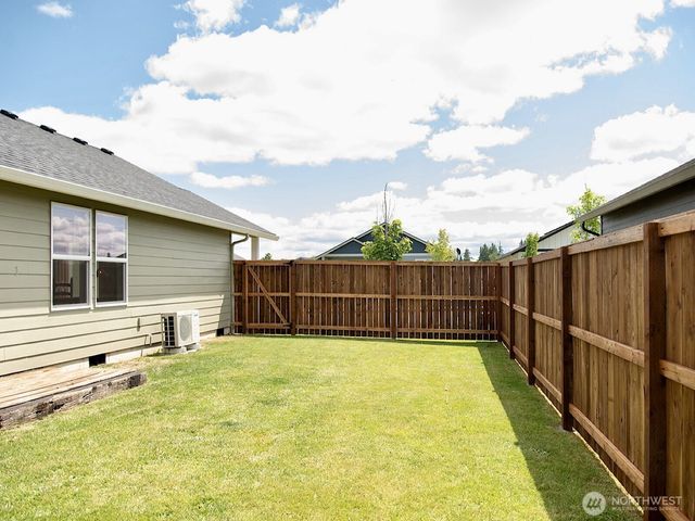 507 Powell Avenue, Winlock, WA 98596
