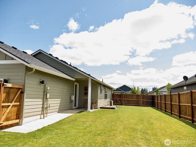 507 Powell Avenue, Winlock, WA 98596