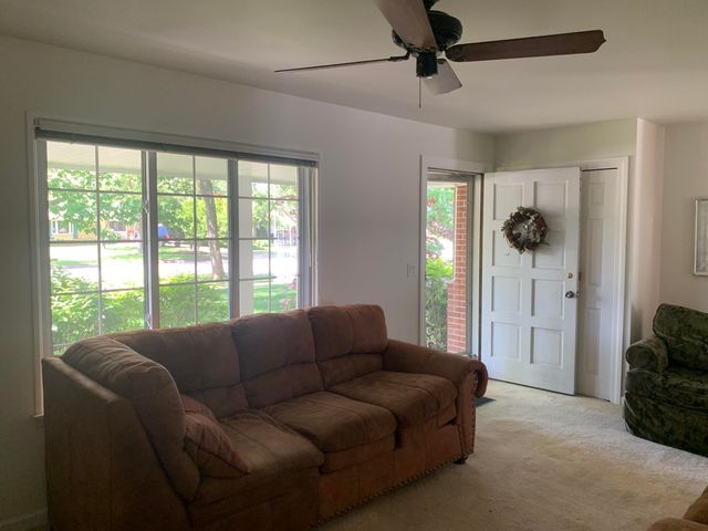 42032 Mcbride Avenue, Belleville, MI 48111