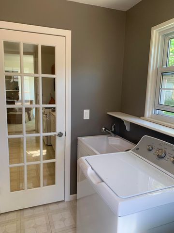 42032 Mcbride Avenue, Belleville, MI 48111