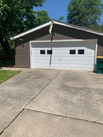 42032 Mcbride Avenue, Belleville, MI 48111
