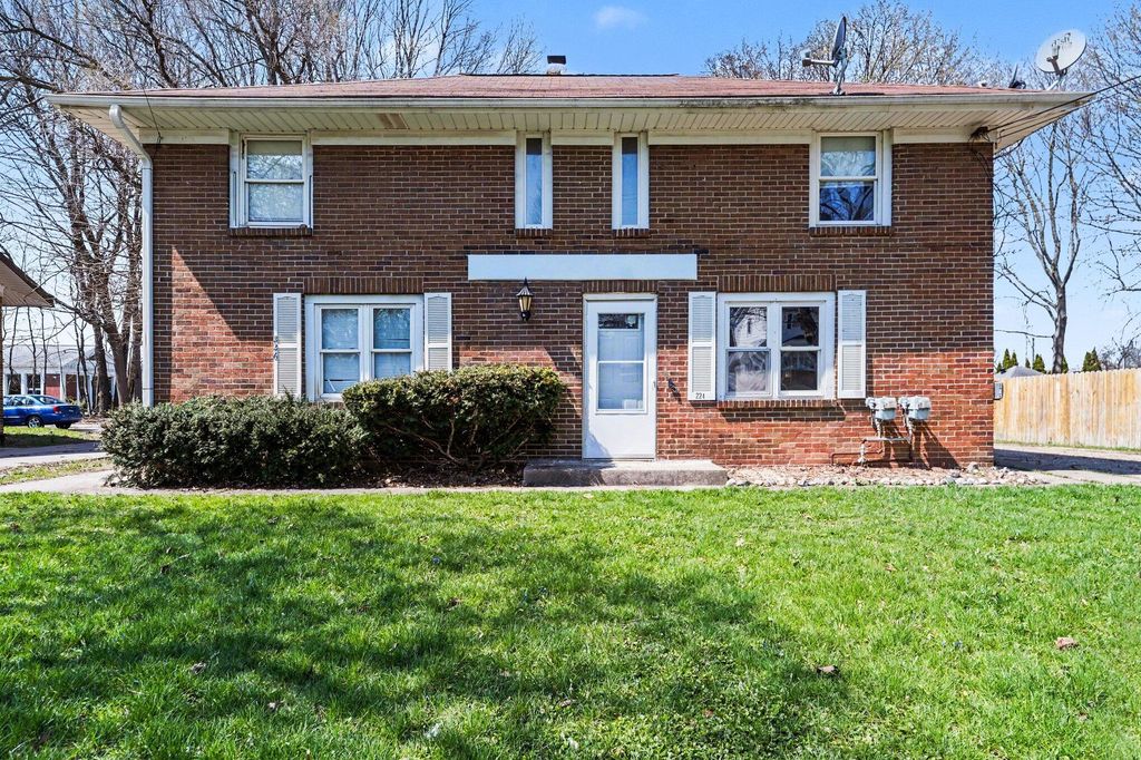 224-226 Maple Street, Parchment City, MI 49004