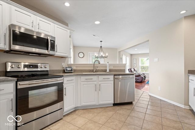 12885 Howe Road, Fishers, IN 46038